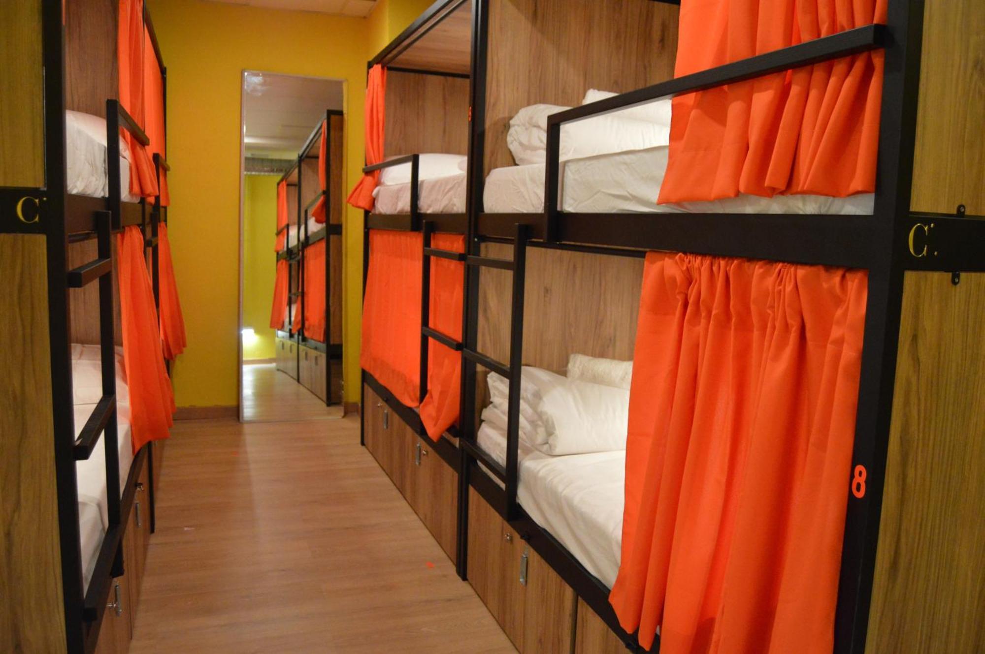 Debod Hostel マドリード 部屋 写真